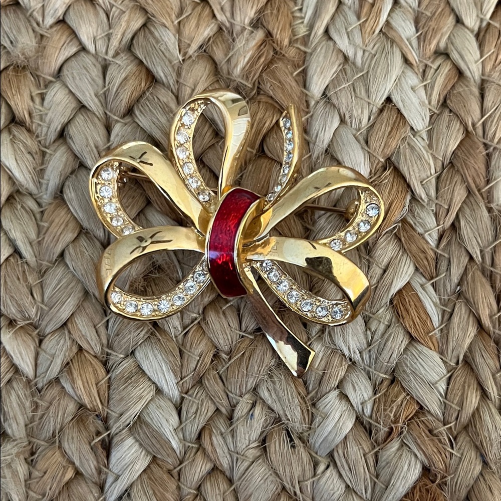 Vintage Roman‎ Gold Tone and Red Enamel Bow Brooch with Rhinestones